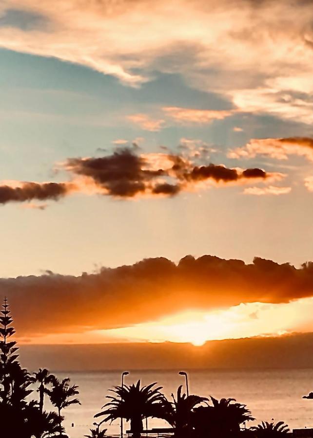 Sunset Over The Sea Playa de las Americas  Exterior photo